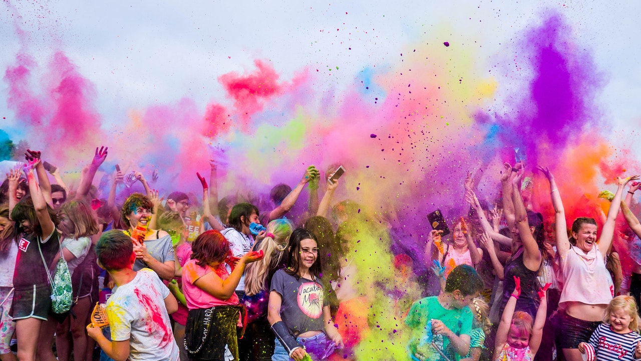 Holi