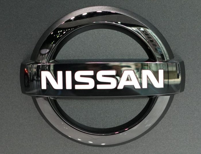 Nissan to slash 12,500 jobs with an eye toward a turnaround